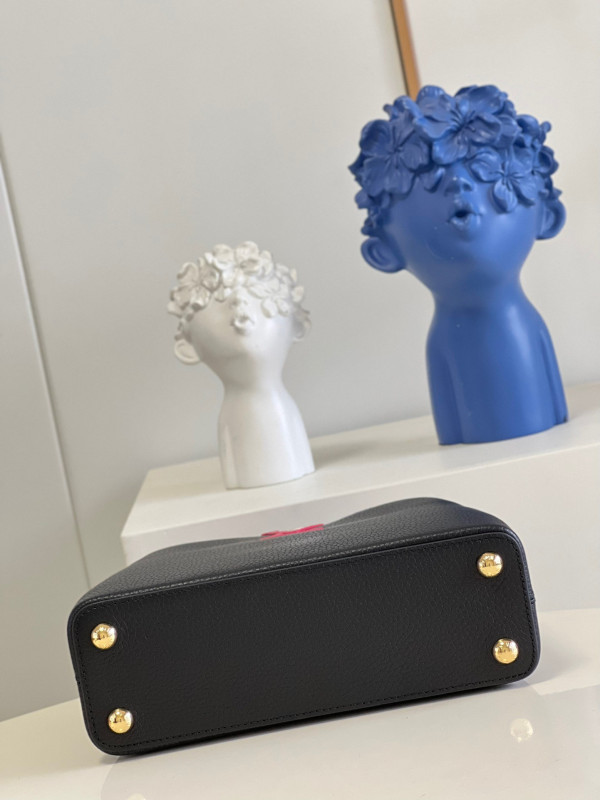 l0*is V*t0n capucines bb