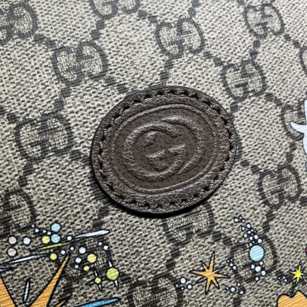 G*u*i disney x G*u*i donald duck small backpack