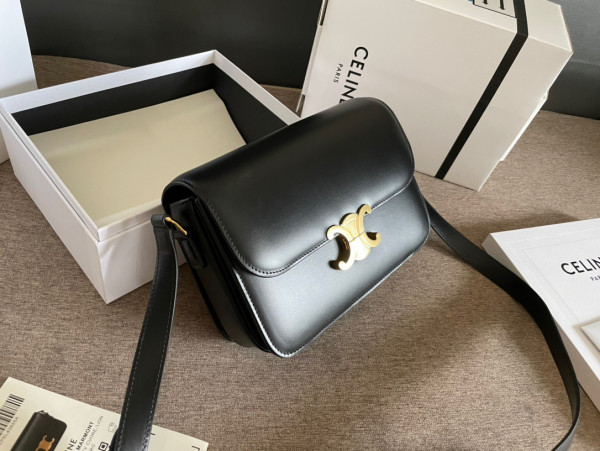 CELIN* CLASSIQUE TRIOMPHE BAG