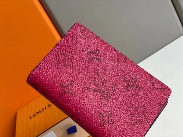 l0*is V*t0n pocket organizer