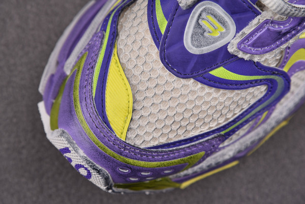 Ba*len*cia*ga runner