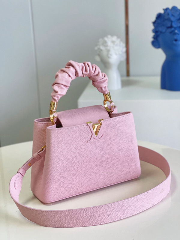 l0*is V*t0n capucines bb