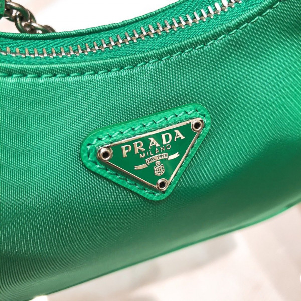 Pra*a re-edition 2005 nylon shoulder bag