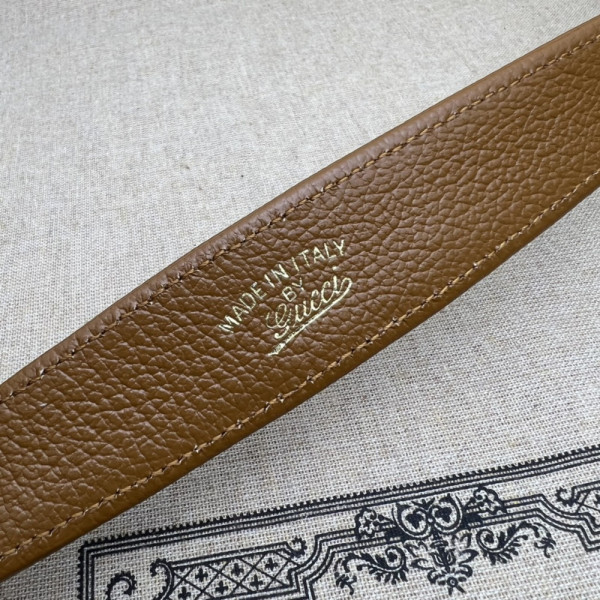 G*u*i aphrodite medium shoulder bag