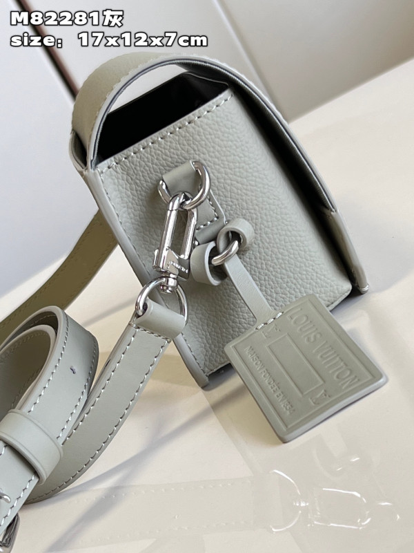 l0*is V*t0n fastline wearable wallet