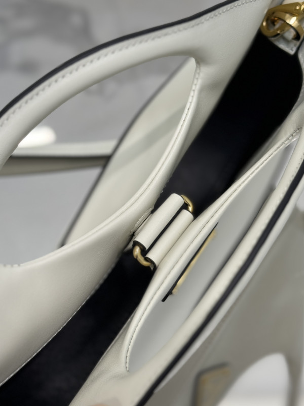 Pra*a crossbody bag 1ba421-30*20*5cm