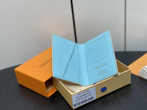 l0*is V*t0n pocket organizer-7.5*11.1*1 cm