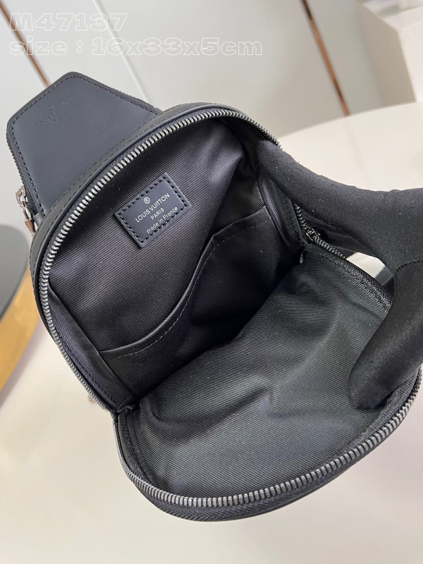 l0*is V*t0n avenue slingbag-16*33*5.7cm