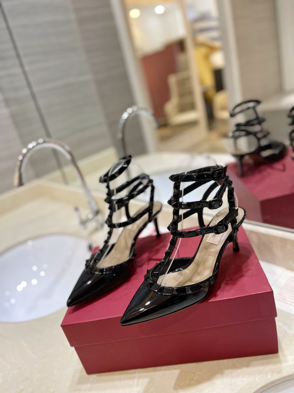 VALENTINO pumps