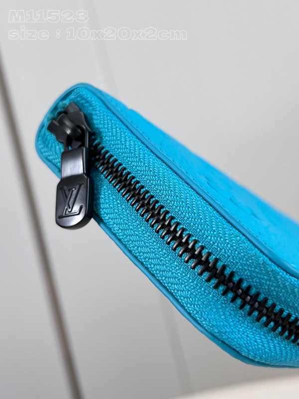 l0*is V*t0n zippy wallet-10*20*2 cm