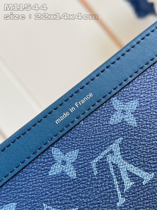 l0*is V*t0n gaston wearable wallet-22*14.5*4.5cm