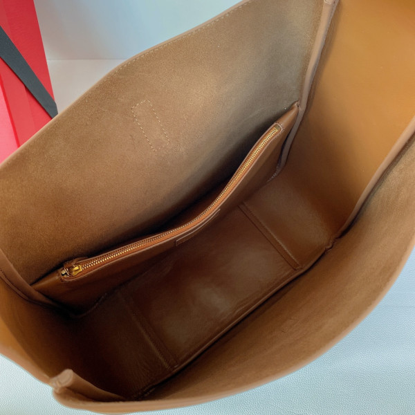 Y*L le 5 À 7 large soft hobo bag - 30x31x13cm