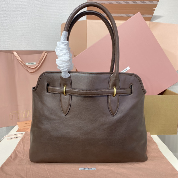 M*um*u aventure nappa leather bag