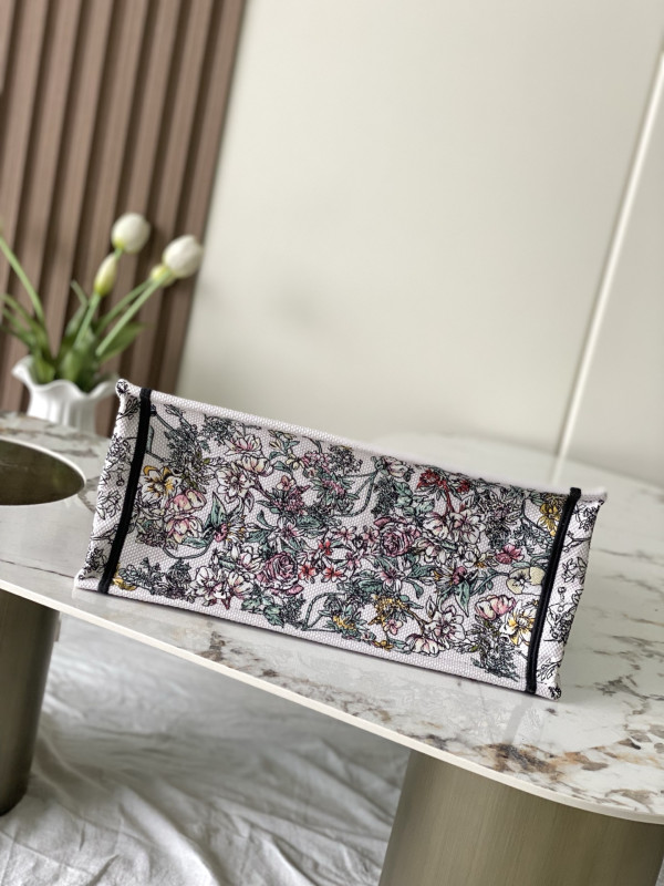 MEDIUM DIRO BOOK TOTE-36CM