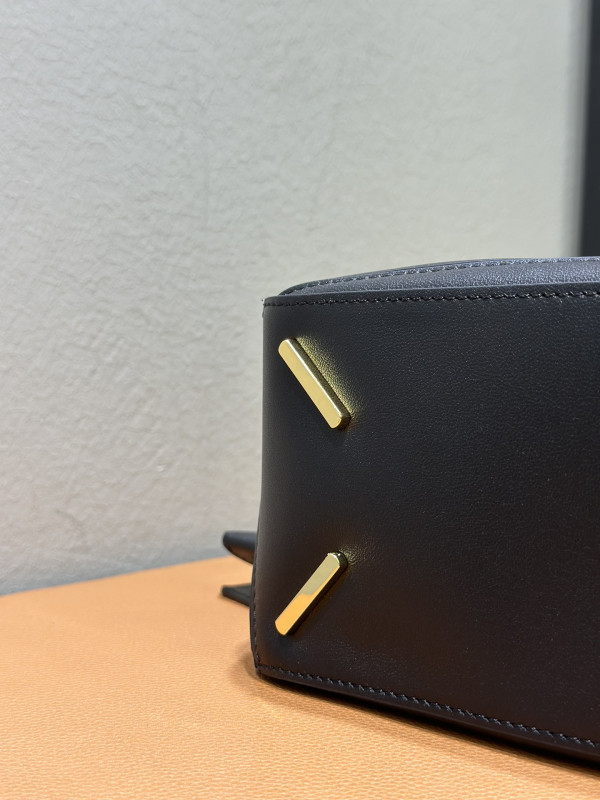 Lowee Small Puzzle Bag-24*16*10.5cm