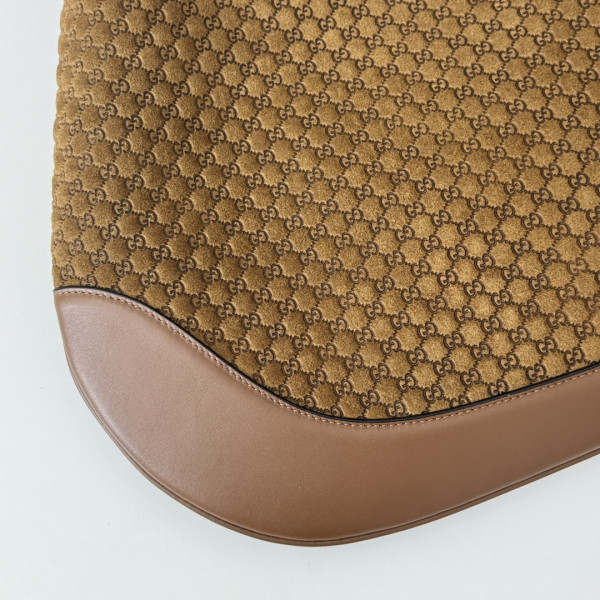 G*u*i b large shoulder bag