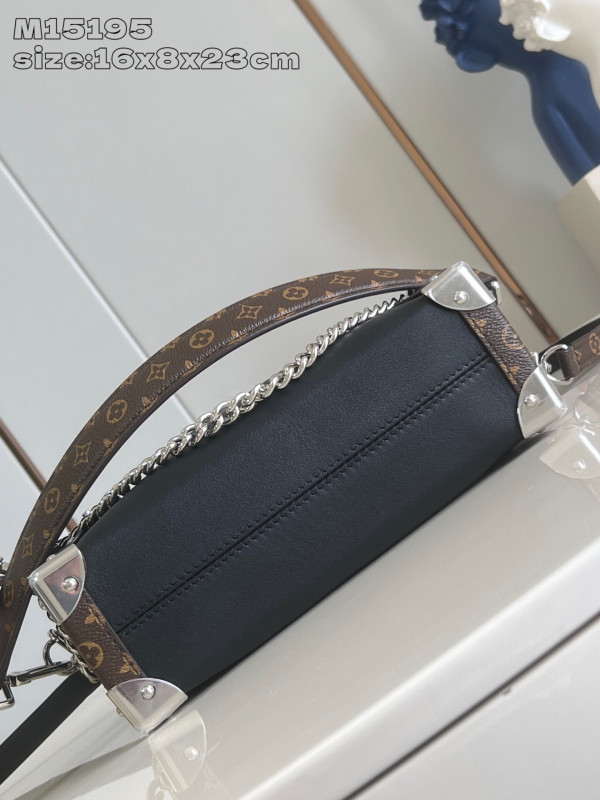 l0*is V*t0n side trunk  vibe mm - 23.5*16*8.5cm