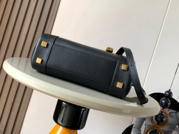 L0ew* amazona 23 cropped bag in nappa calfskin - 23*10*11cm