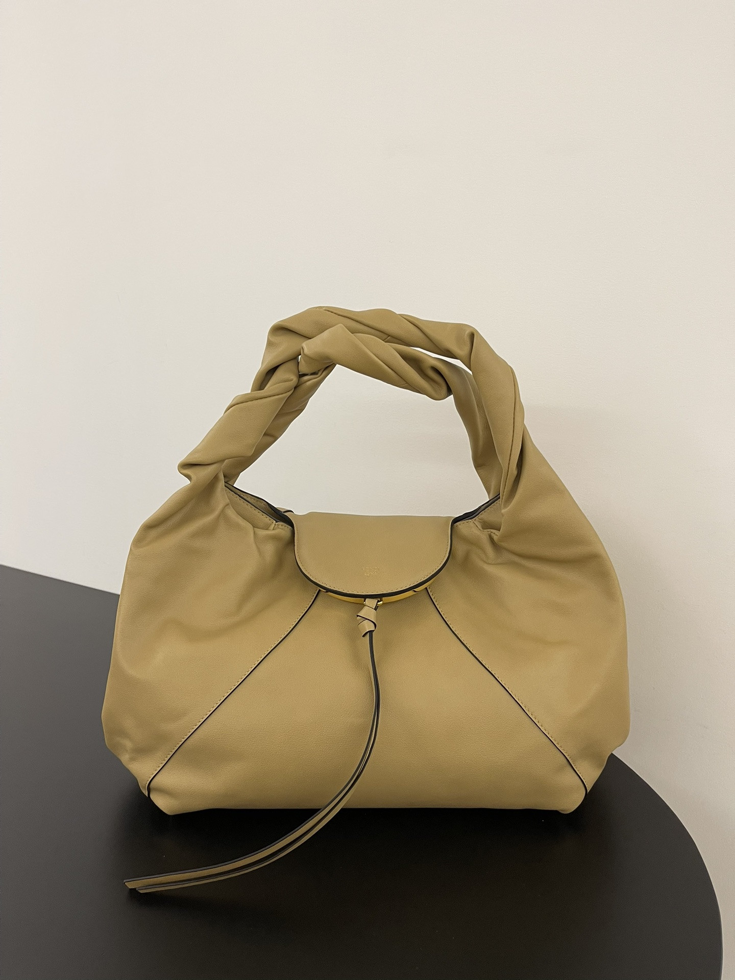 F**di spy large - 48*20*22cm